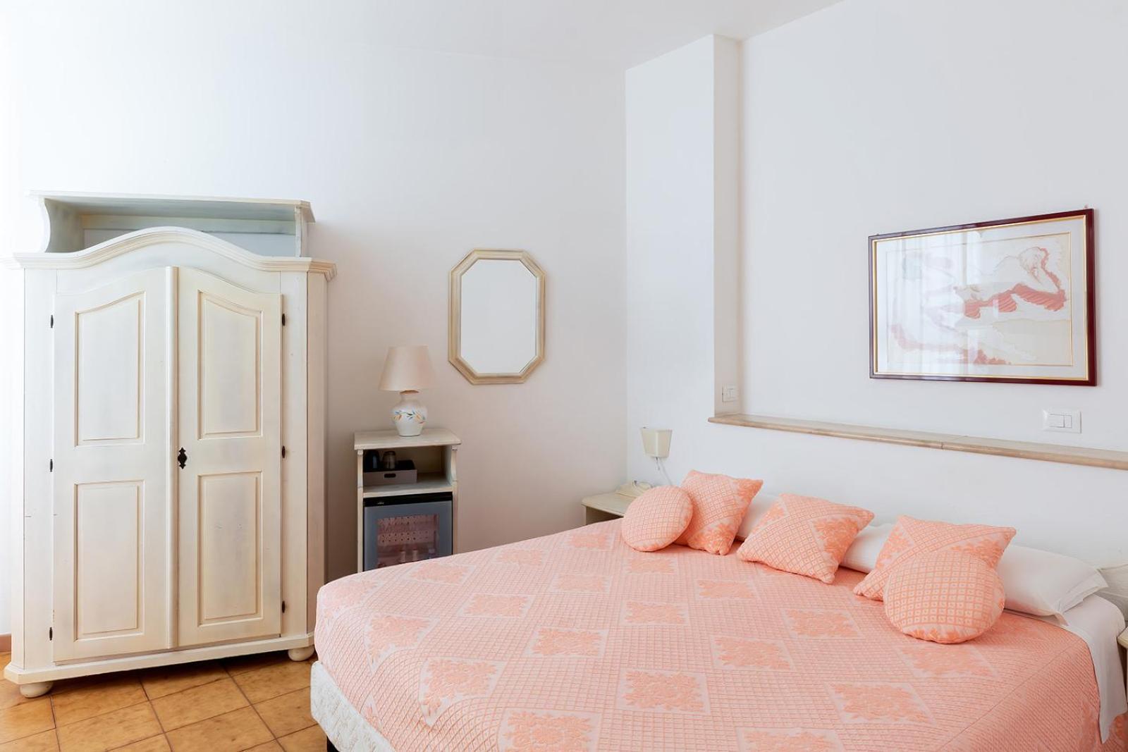 Hotel Su Barchile Orosei Εξωτερικό φωτογραφία